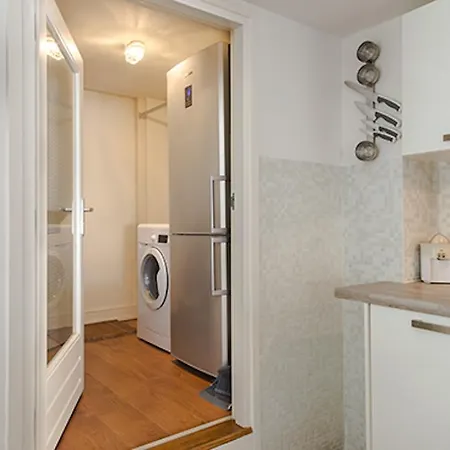 Catch Apartment